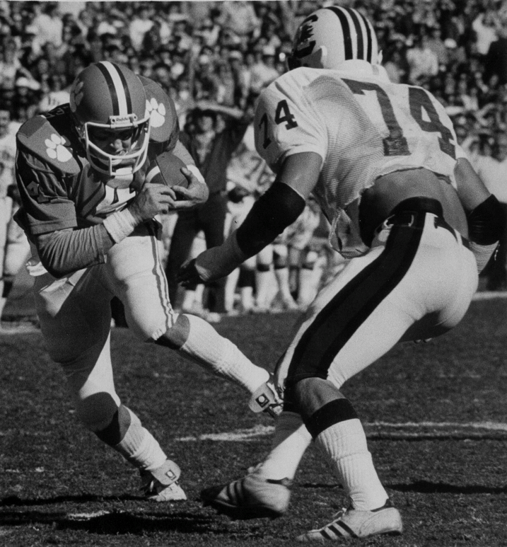 steve fuller patch on clemson jersey